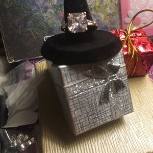 Cz ring in gold tone medal